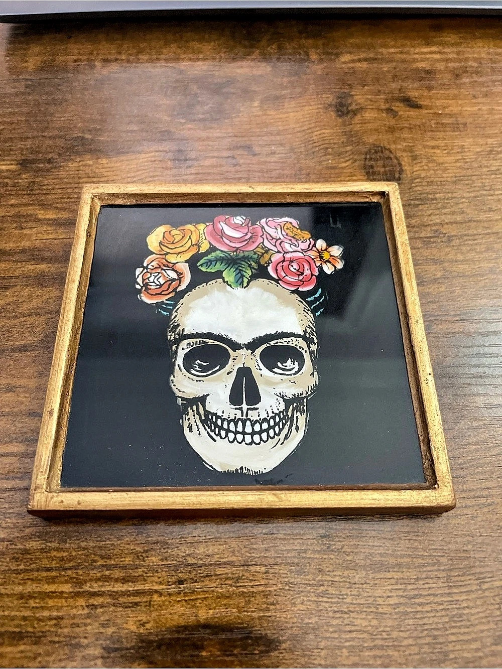 Perú Tesoros Framed Floral Skull Frida Kahlo Wall Art